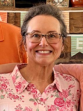 Meet your Posher, Phyllis